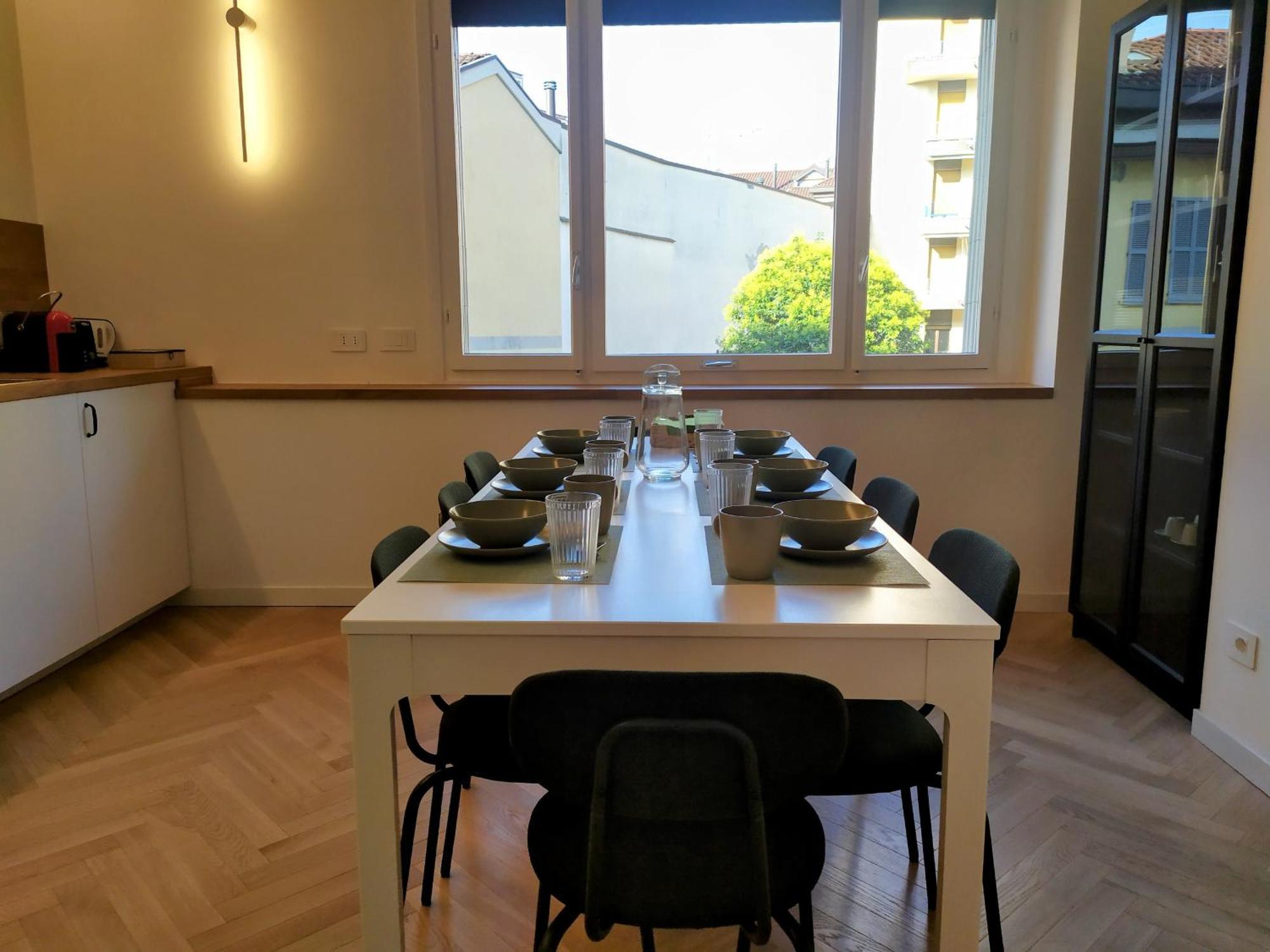 Mako Suites - Centro E Stazione Монца Екстериор снимка