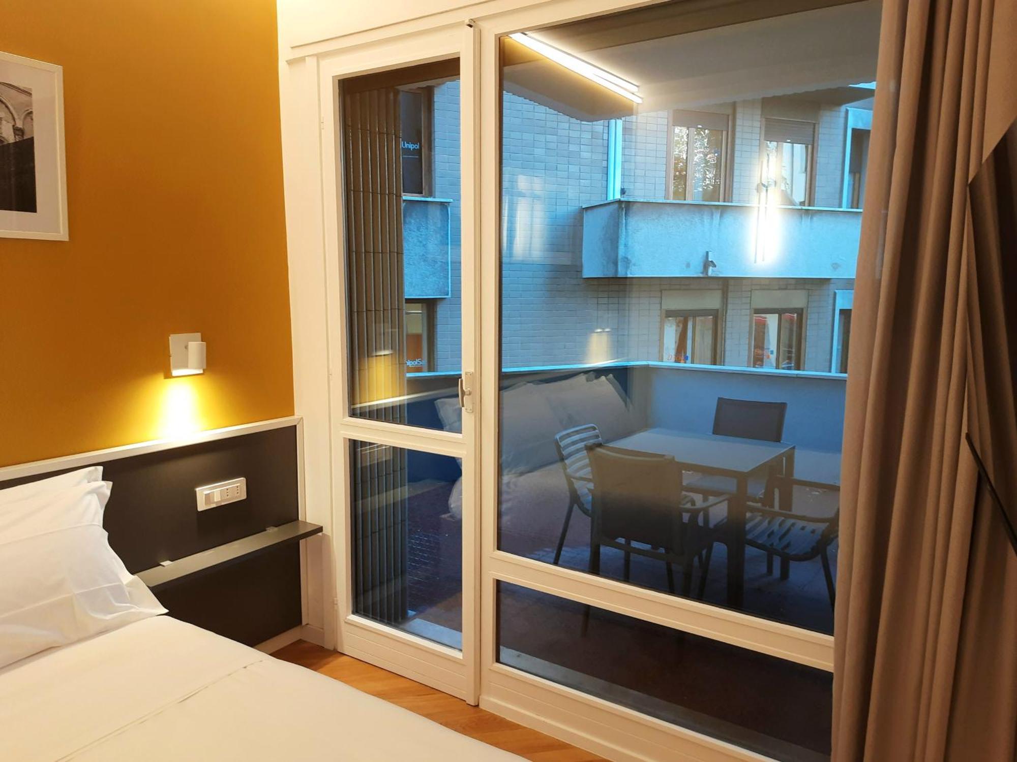 Mako Suites - Centro E Stazione Монца Стая снимка